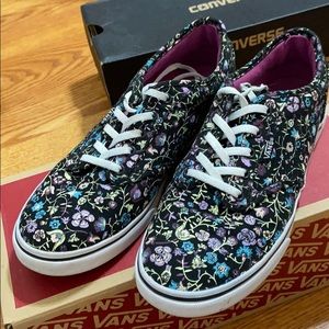 Size 7.5 Women, Flower Vans